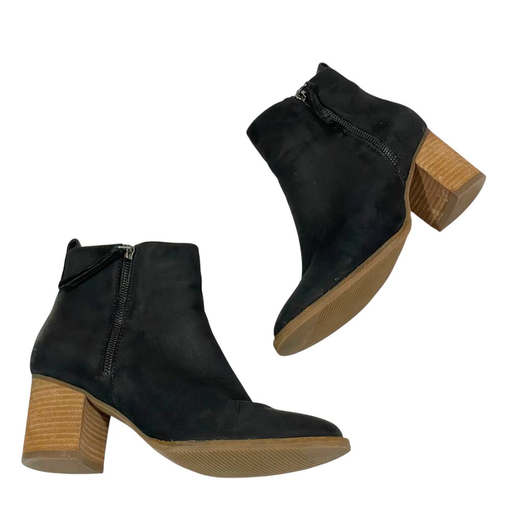 Blondo Women's Waterproof Nova Bootie - Black Nubuck - 9M
